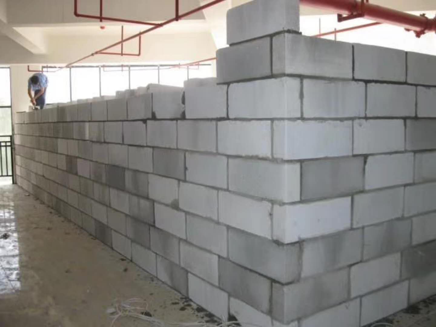 带岭蒸压加气混凝土砌块承重墙静力和抗震性能的研究